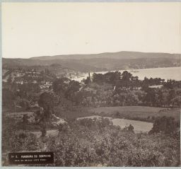 Vue du Bosphore en direction du sud-sud-ouest, prise des hauteurs
de Beykoz © Musée Guimet, Paris, Distr. Rmn / Image Guimet Vue du Bosphore en direction du sud-sud-ouest, prise des hauteurs
de Beykoz © Musée Guimet, Paris, Distr. Rmn / Image Guimet