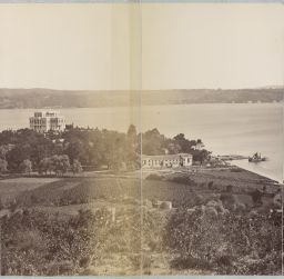 Vue du Bosphore en direction du sud-sud-ouest, prise des hauteurs
de Beykoz © Musée Guimet, Paris, Distr. Rmn / Image Guimet Vue du Bosphore en direction du sud-sud-ouest, prise des hauteurs
de Beykoz © Musée Guimet, Paris, Distr. Rmn / Image Guimet