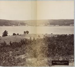 Vue du Bosphore en direction du sud-sud-ouest, prise des hauteurs
de Beykoz © Musée Guimet, Paris, Distr. Rmn / Image Guimet Vue du Bosphore en direction du sud-sud-ouest, prise des hauteurs
de Beykoz © Musée Guimet, Paris, Distr. Rmn / Image Guimet