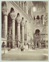 Nef centrale de la basilique Sainte-Sophie © Musée Guimet, Paris, Distr. Rmn / Image Guimet Nef centrale de la basilique Sainte-Sophie © Musée Guimet, Paris, Distr. Rmn / Image Guimet