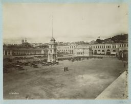 Cour centrale de l’ancienne caserne d’artillerie de
Tophane © Musée Guimet, Paris, Distr. Rmn / Image Guimet Cour centrale de l’ancienne caserne d’artillerie de
Tophane © Musée Guimet, Paris, Distr. Rmn / Image Guimet
